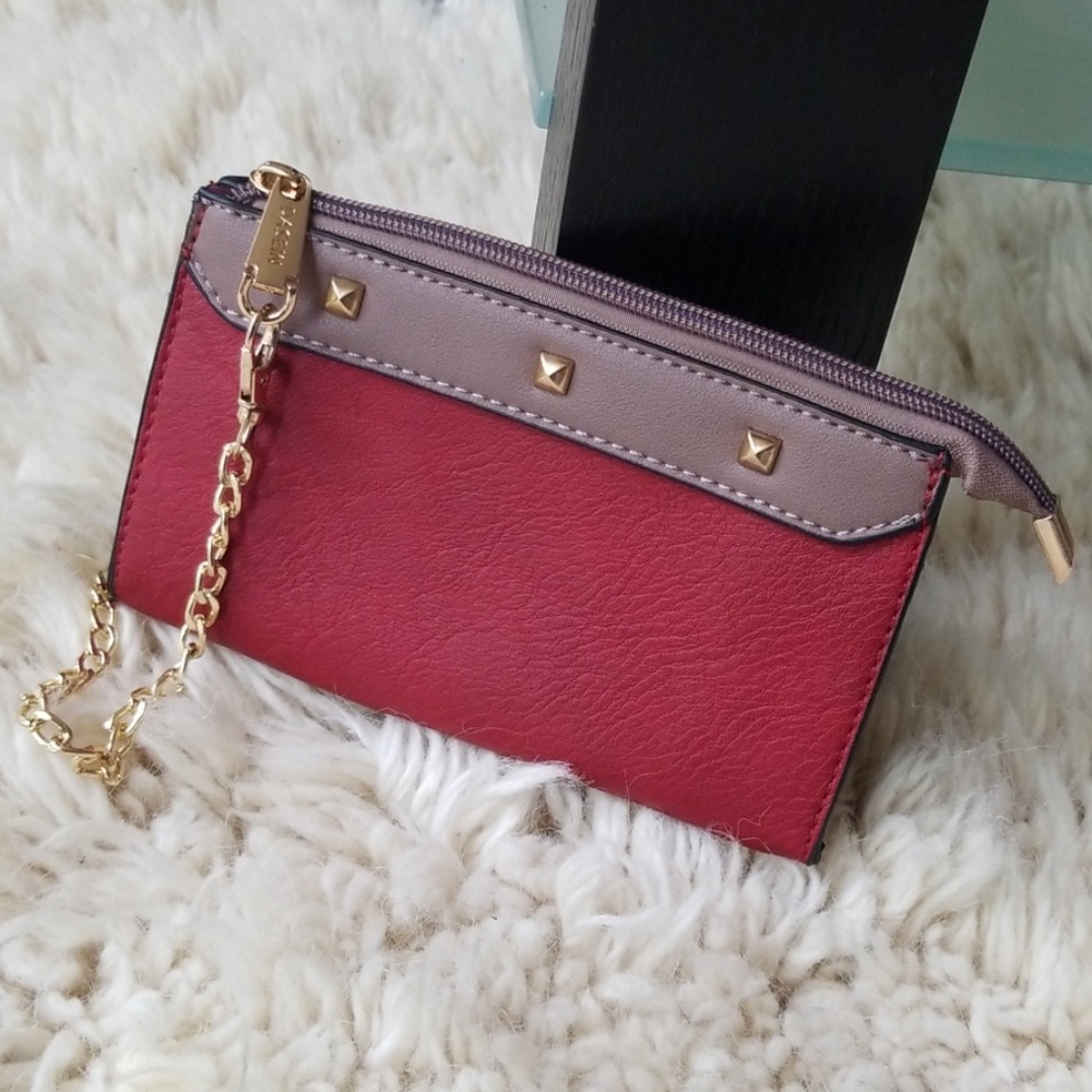DASEIN Studded Wristlet Pouch w/ Chain